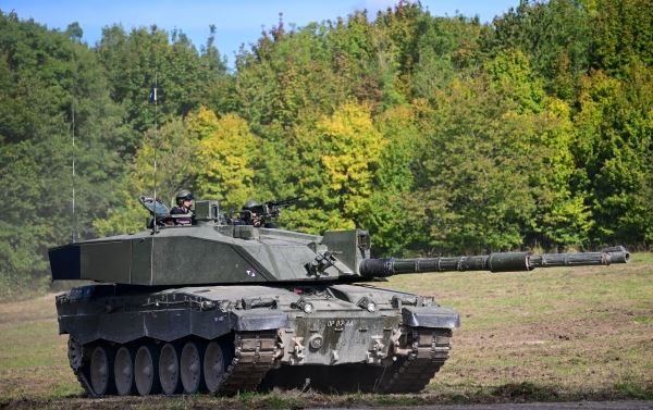 «Абсолютно защищённых танков не бывает»: Минобороны РФ готовит спецгруппы для борьбы с поставляемой Киеву техникой НАТО 1