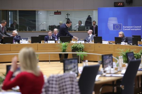 В ожидании реформ: в Брюсселе заявили об отсутствии сокращённых путей в ЕС для Украины 1